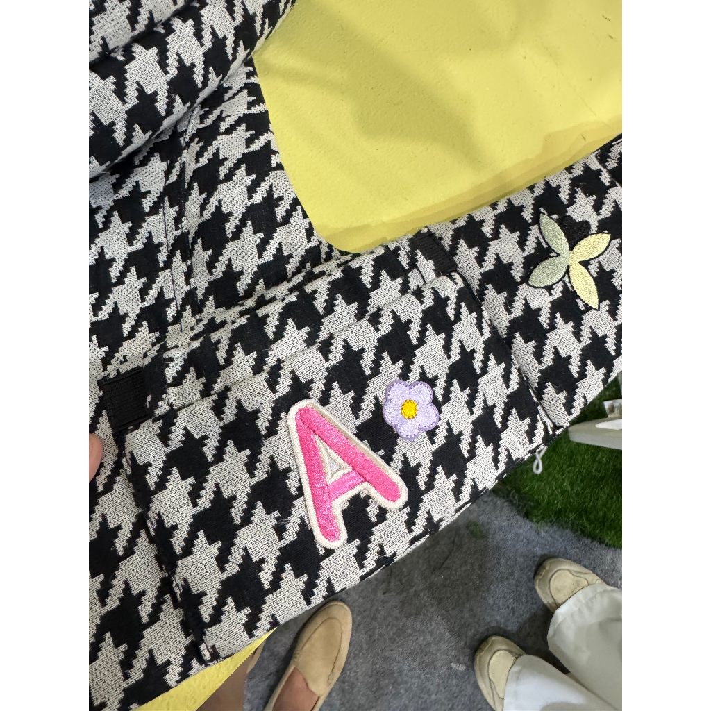 FREA PATCH Initial Alphabet Flower iron patch
